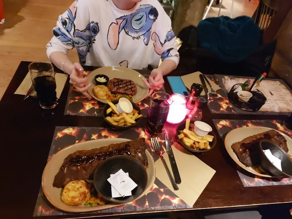 Menu_Fuego Adventure Grill_Dalen_image_5