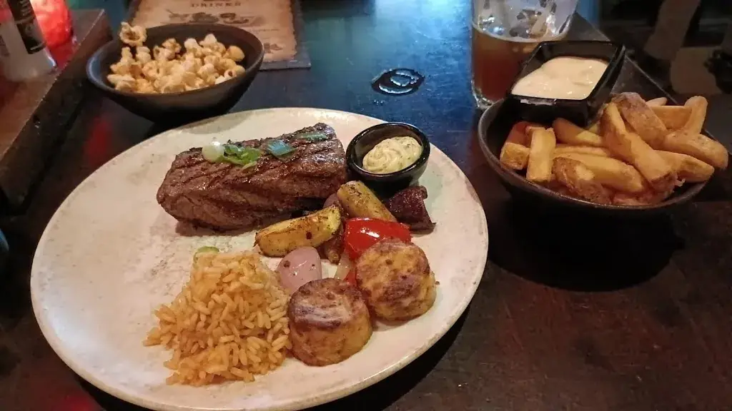 Fuego Adventure Grill_Dalen_slider_image_3