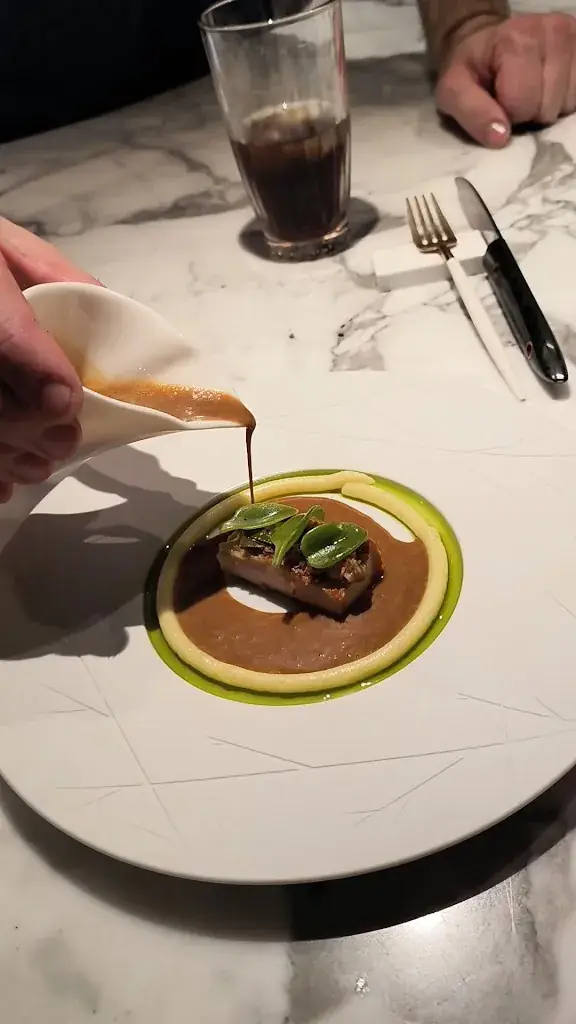 Tribeca_Heeze_slider_image_2