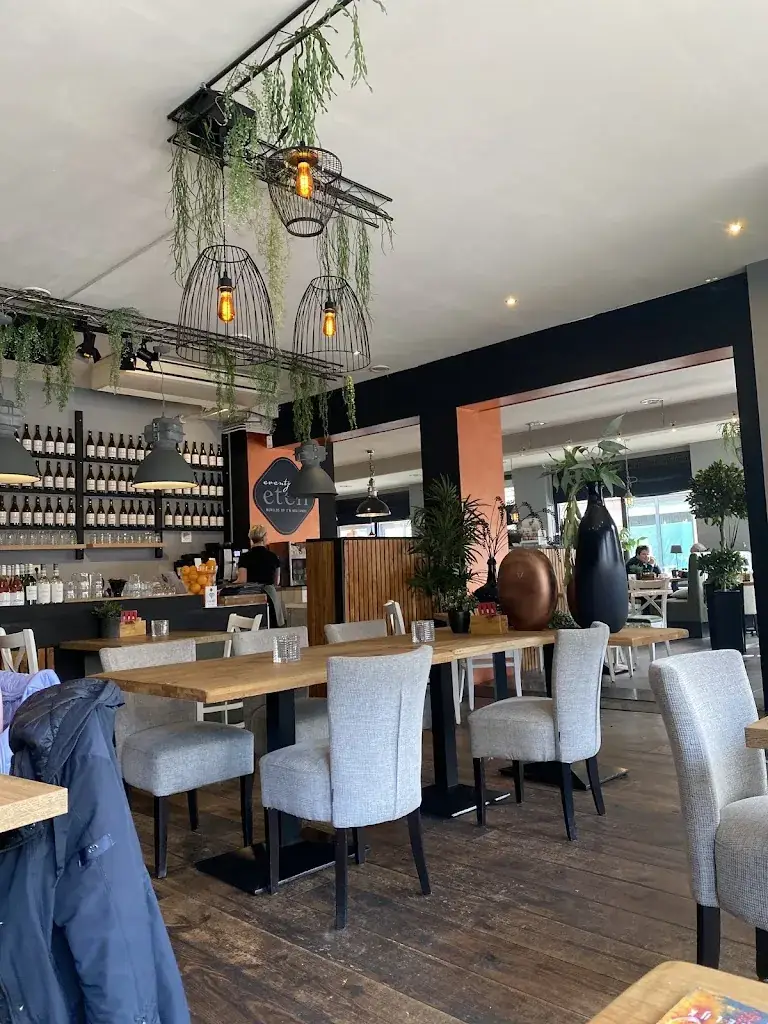 Assia El Arfaoui_Bij Van Aerle_Heeze_review