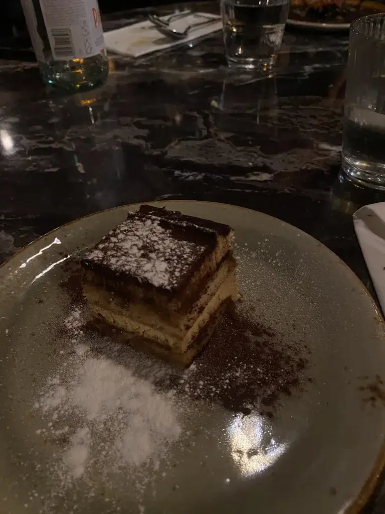 Menu_Cucina Basta! - Restaurant met een knipoog naar Italië_Leende_image_8