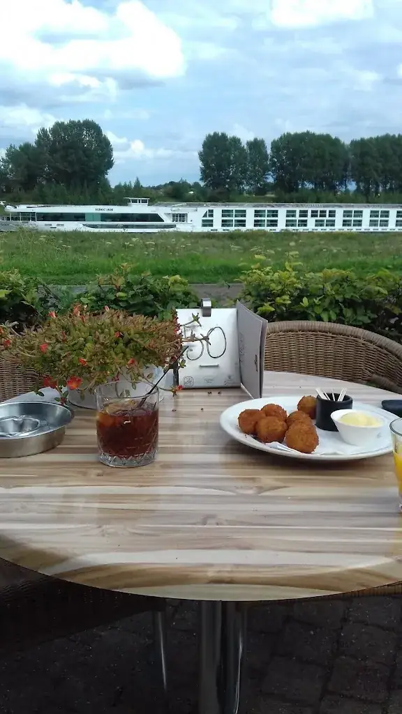 Menu_Restaurant Rijnzicht_Doornenburg_immagine_8