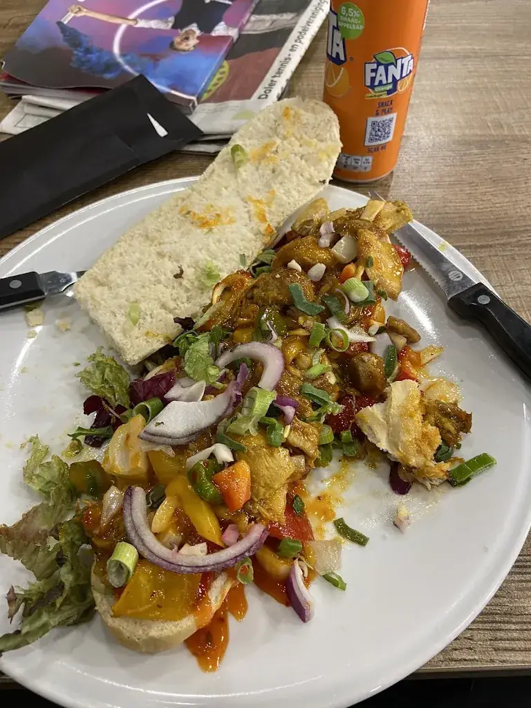 Rob ten Have_Café/Snackbar D' Aolle Bakkerij_Dalen_review