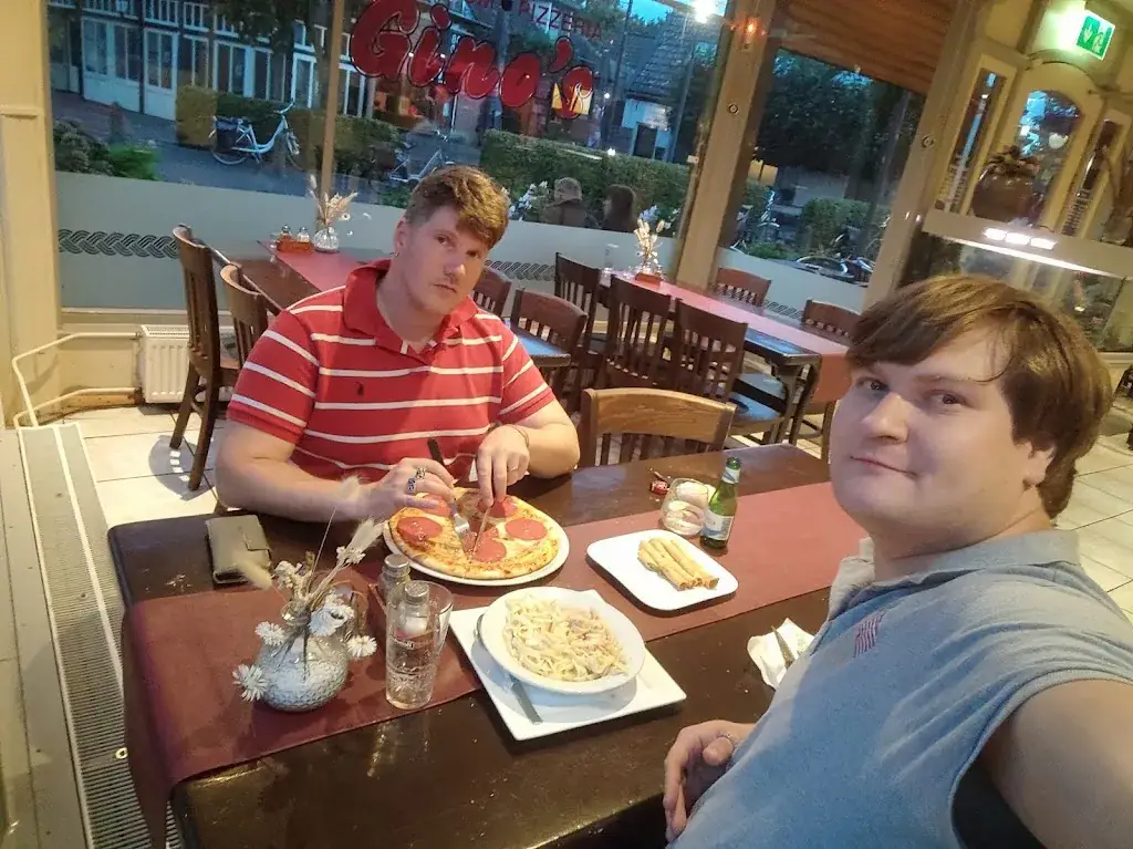 Фёдор Ципилев_Gino's_Dieren_review