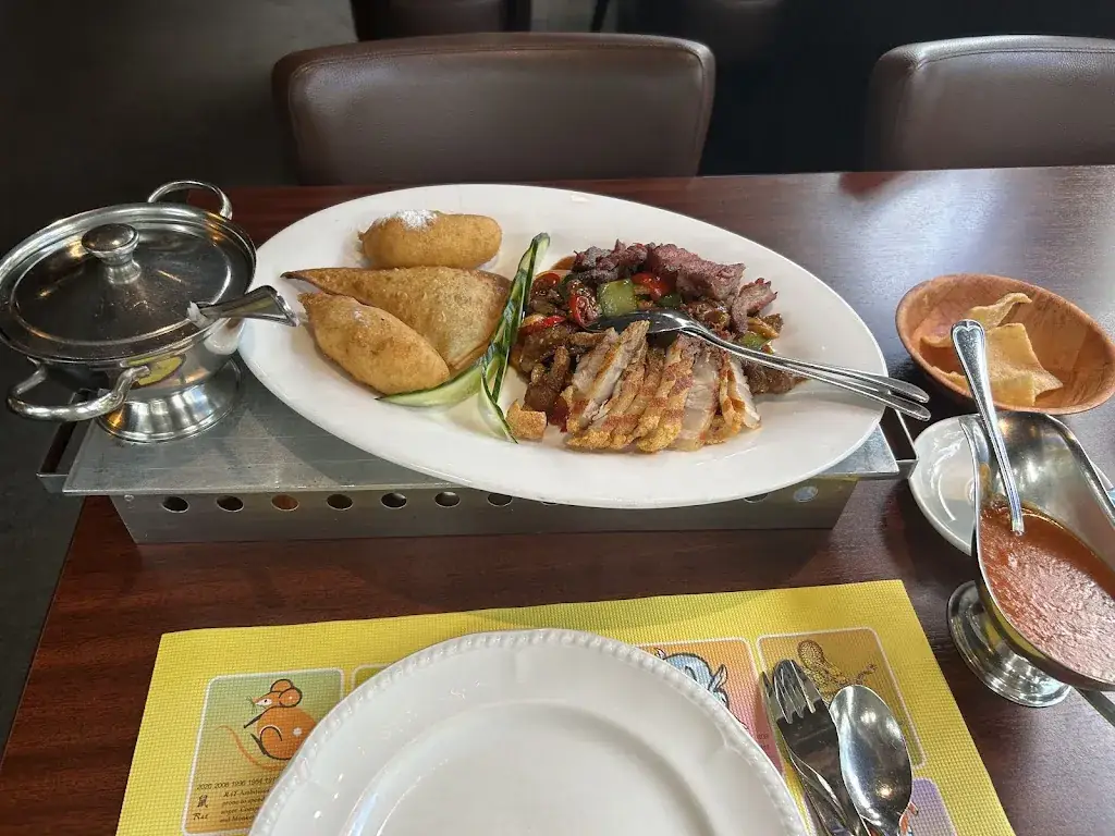 Zhang Sishuo_Chinees-Indisch Restaurant Hao Yuan_Doorwerth_reseña