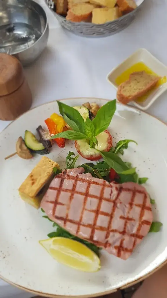 Jerry Alvarez_Restaurant Adriano_Heveadorp_review