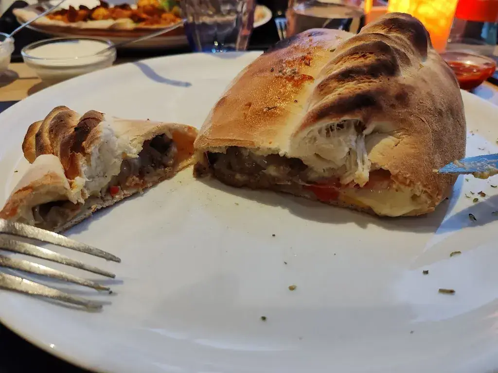 Maddi Govender_Pizzeria Steakhouse La Porta_Heelsum_recensione