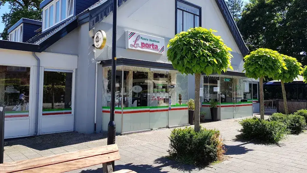 Pizzeria Steakhouse La Porta restaurant in Heelsum
