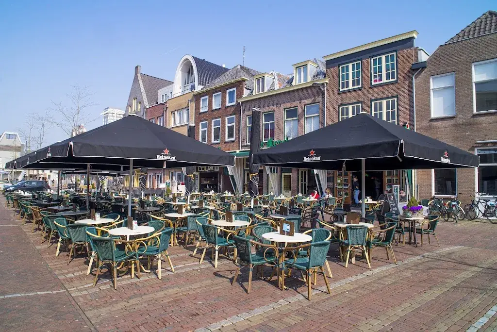 Cafe de Merckt_Tiel_slider_image_1