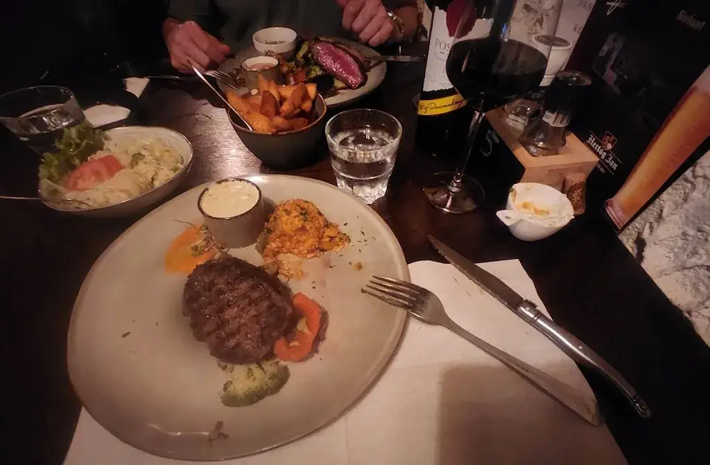 Menu_Balkan Restaurant_Ede_image_5