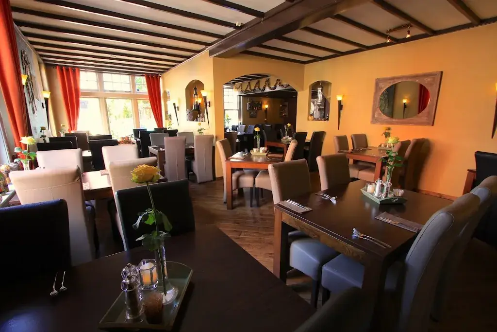 Restaurant Resy's_Ede_slider_image_3