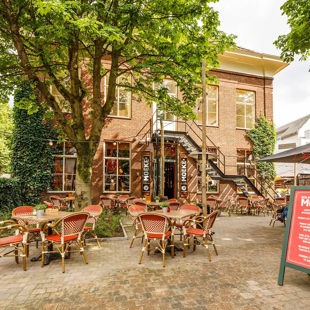 Moeke Ede_Ede_slider_image_1