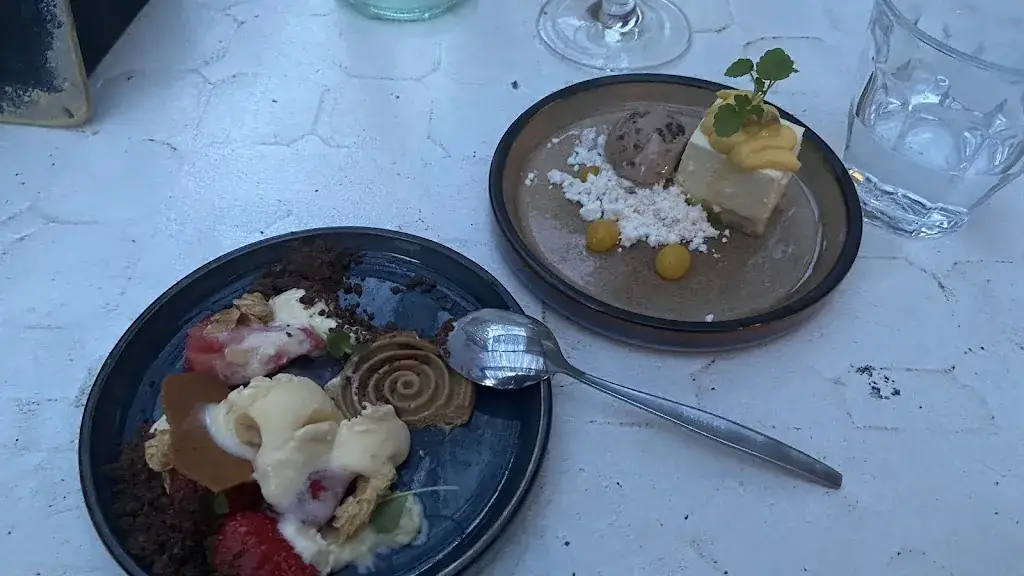 Uğur Eğitimci_LEV Foodbar_Doetinchem_recensione