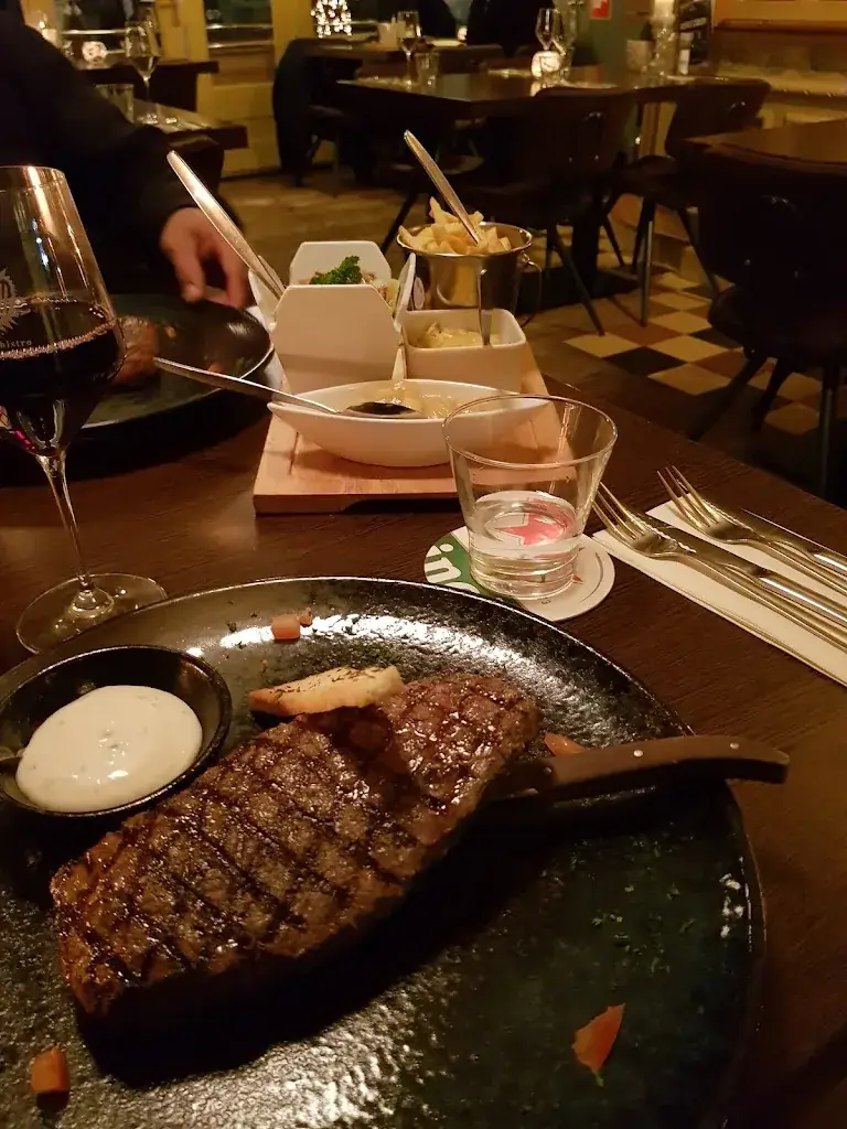 Pieter-Jan Bastianen_Bistro De Cactus_Doetinchem_avis