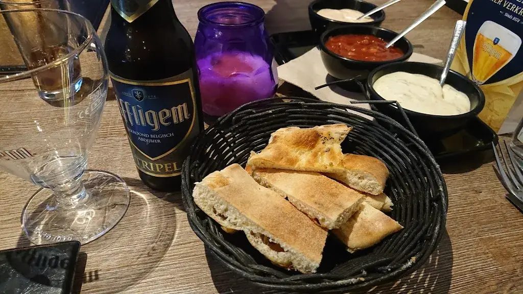 Nique_Hollywood_Arnhem_review