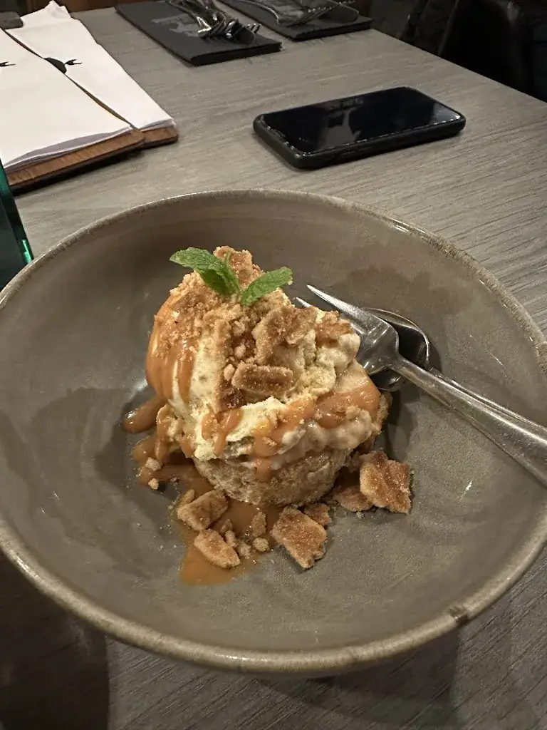 Hoang Tran (Hidro)_The Rough Meat Company_Zutphen_reseña