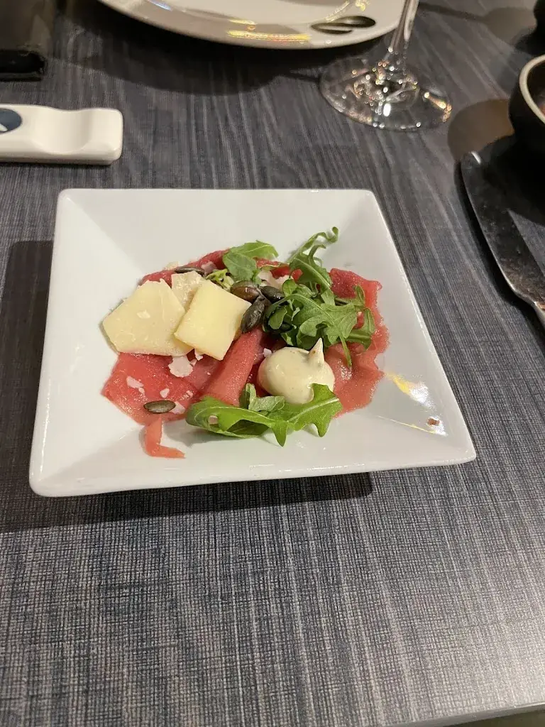 James Aharij_Restaurant Nieuwe Tijd_Duiven_avis