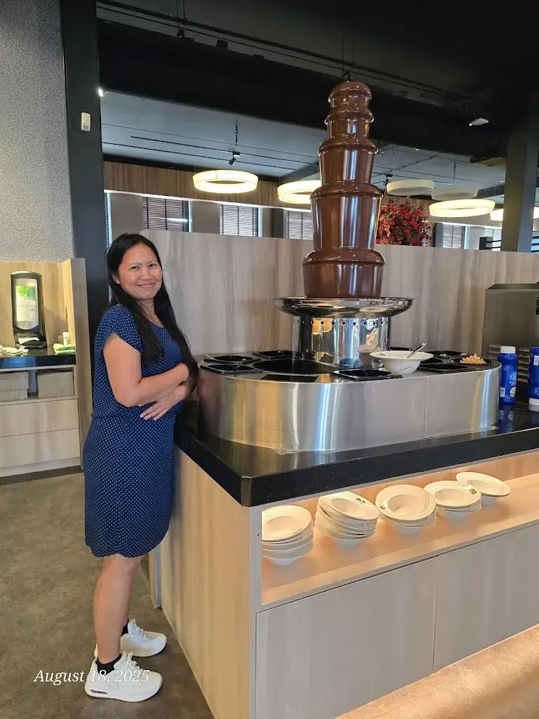 maria teresa cuneta_Restaurant Nieuwe Tijd_Duiven_avis