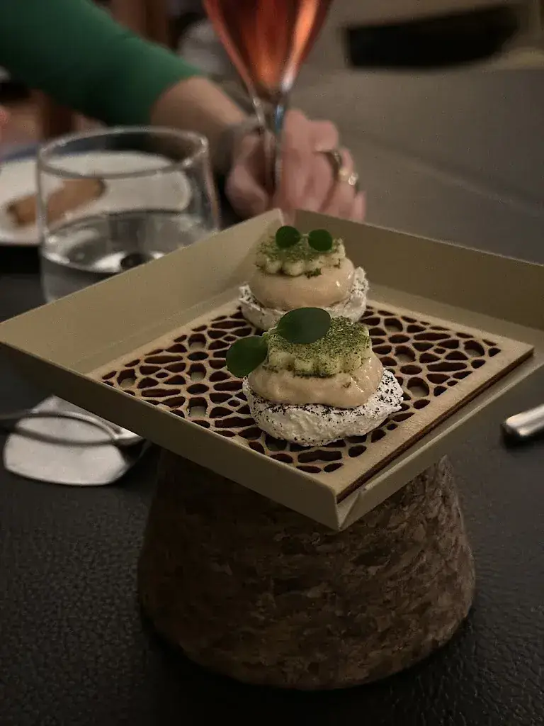 Jos Berkien_Restaurant 't Raedthuys_Duiven_review