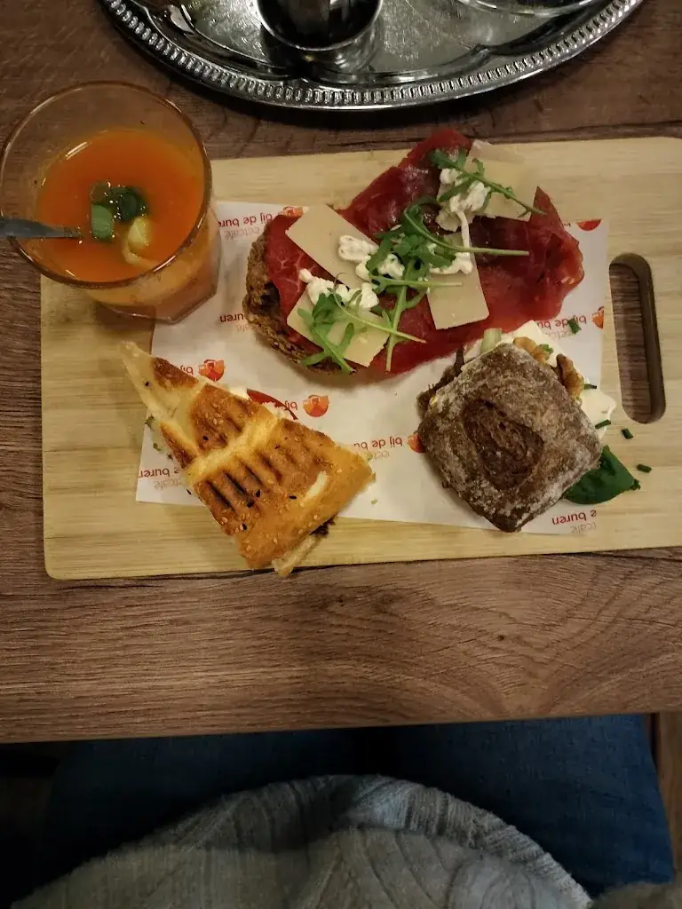 Menu_Eetcafé Bij de Buren_Duiven_image_9