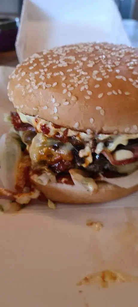 Menü_Lucky Burger & Zo_Duiven_Bild_7