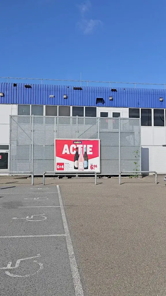 Urban Urbex Photographer_Makro Duiven_Duiven_review