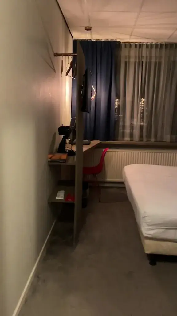 Nida özeçoğlu_Mennorode conference hotel_Elspeet_review