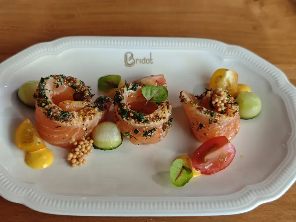 Lianne Korterink_Bridot - Elst_Elst_review