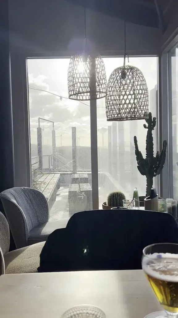 De Liefhebbers aan Zee_Zee_slider_image_2