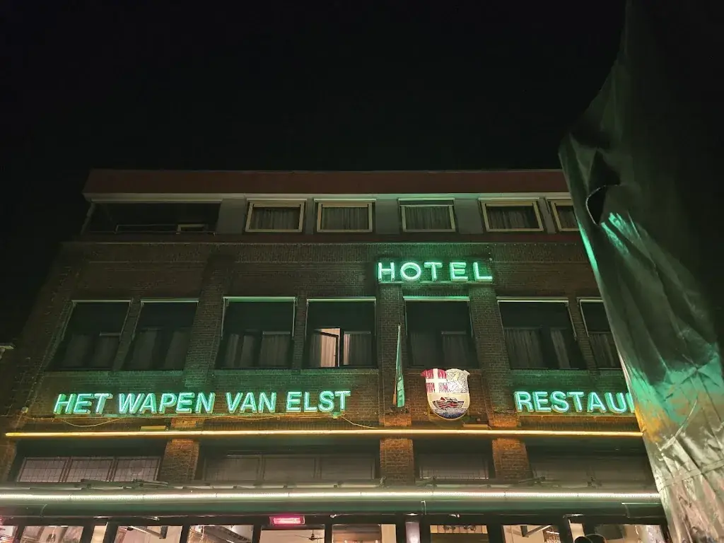 Rodrigo Winckler_Grand Café Restaurant De Vereniging Elst_Elst_review