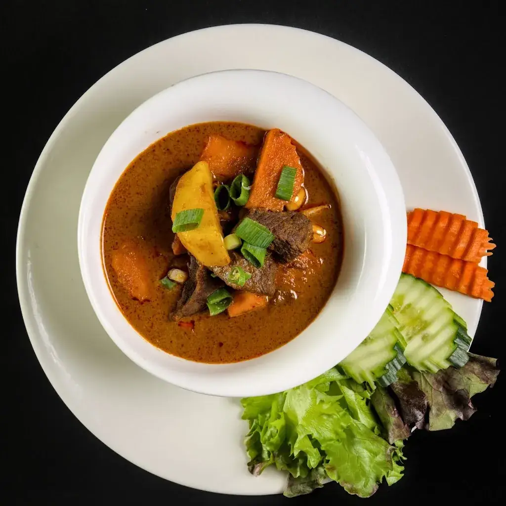 Thai Sakon Elst_Elst_slider_image_2