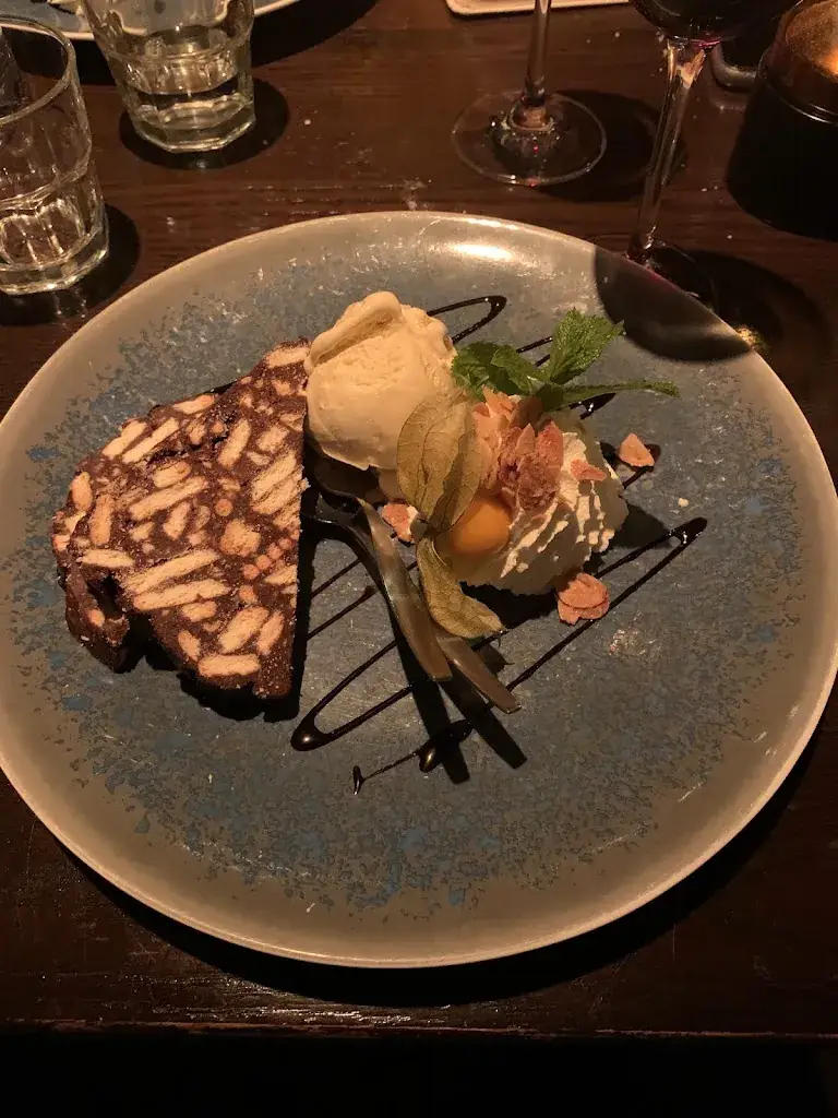 Varsakevski Ivo_De DorpsKamer eten & drinken_Ermelo_recensione