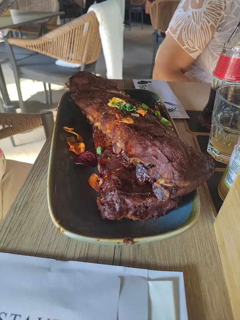 Rasa Van Den Brink_Restaurant Bonaparte_Ermelo_avis