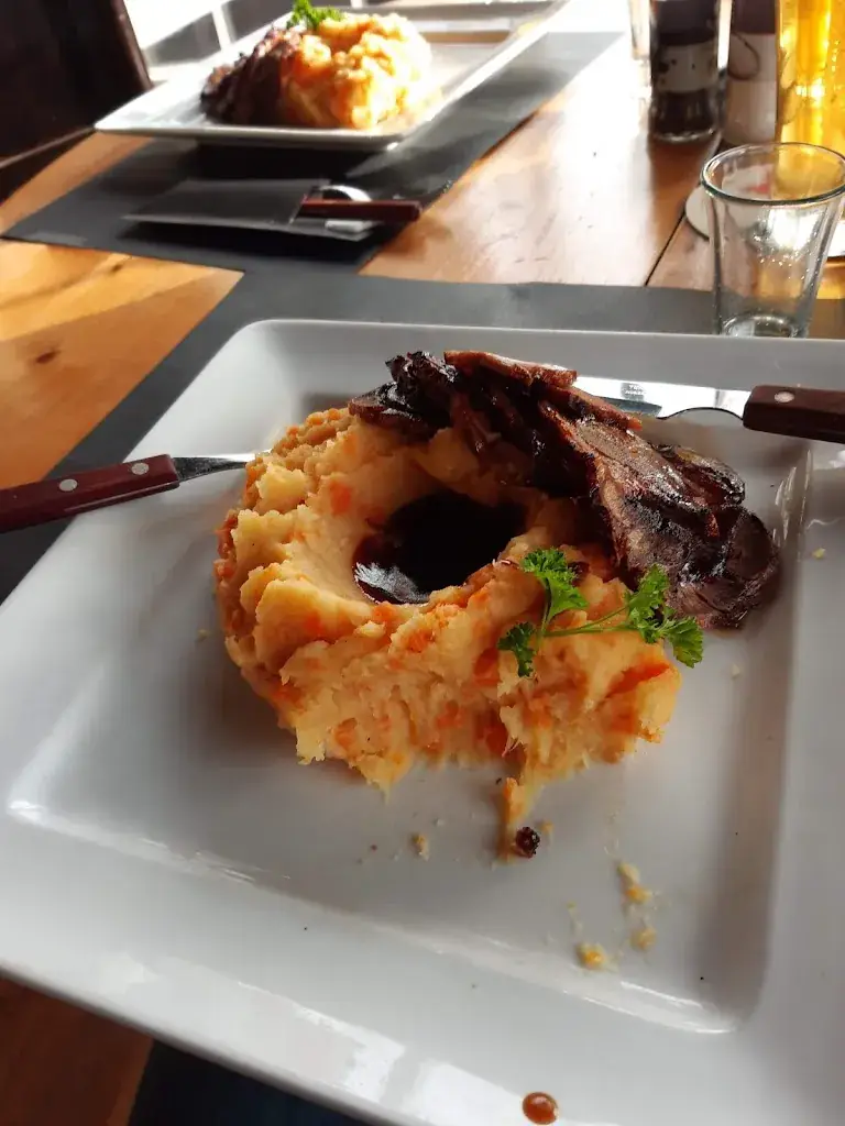 Kestutis Rimkus_Restaurant Ons Lagerhuys_Garderen_avis