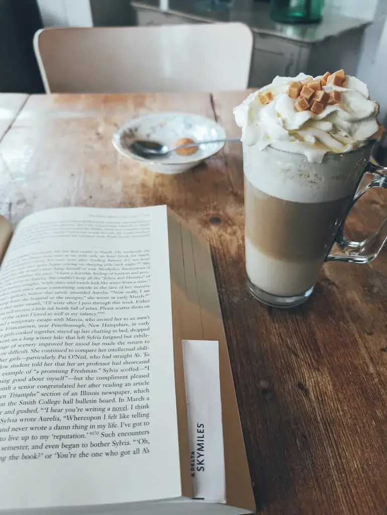 Christiana Ferris_Gewoon in Wijk aan Zee_Zee_Bewertung