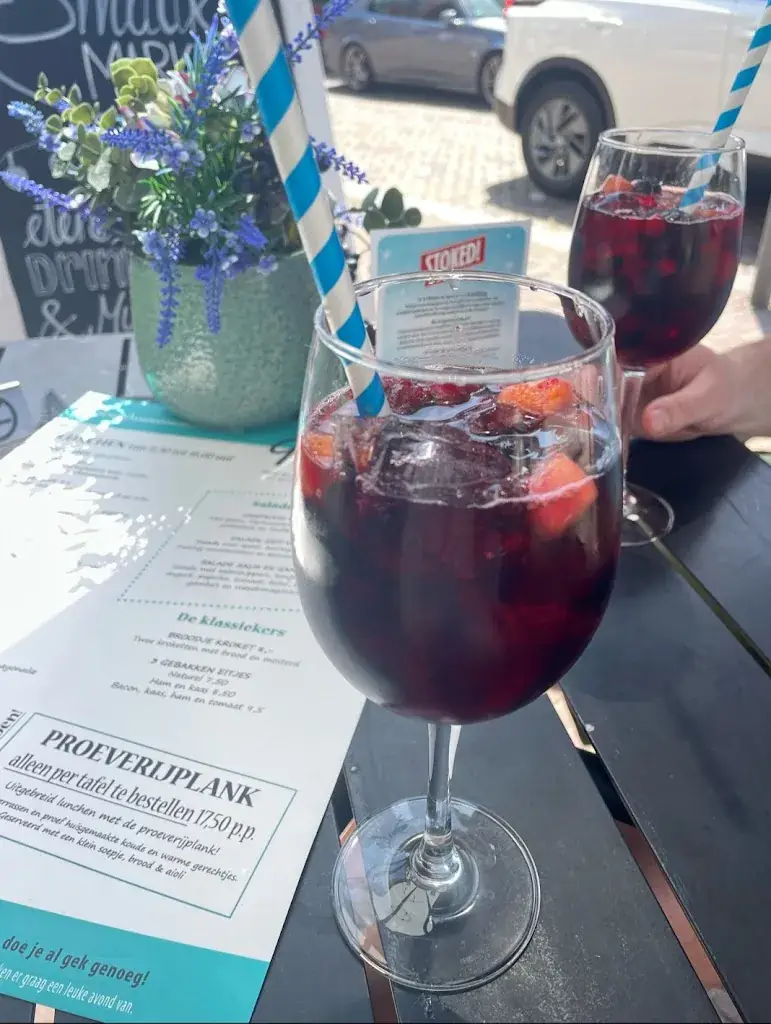 Yana Popovych_Gewoon in Wijk aan Zee_Zee_Bewertung