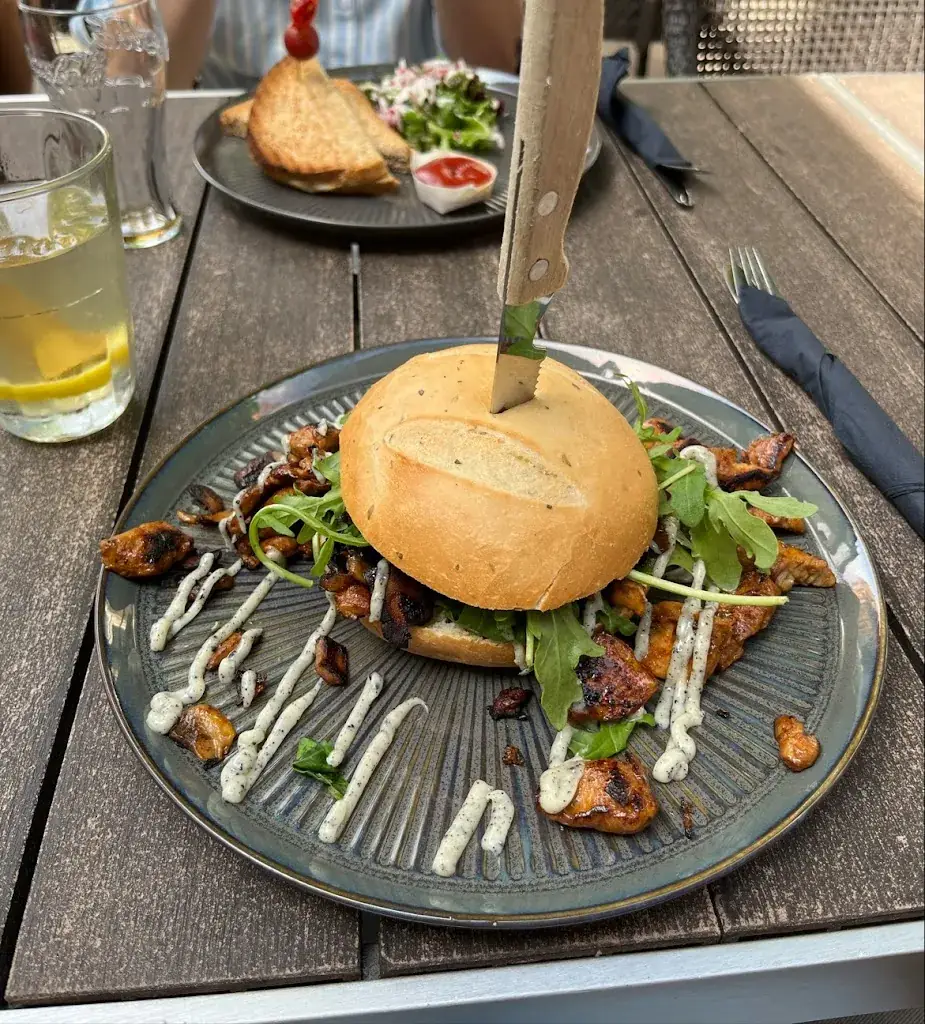 Esmee Albers_'t Ogenblikske_Etten-Leur_Bewertung