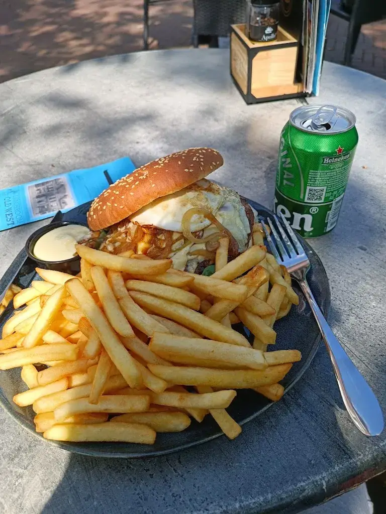 Adrian Z_Lunchroom Old West_Geldermalsen_review