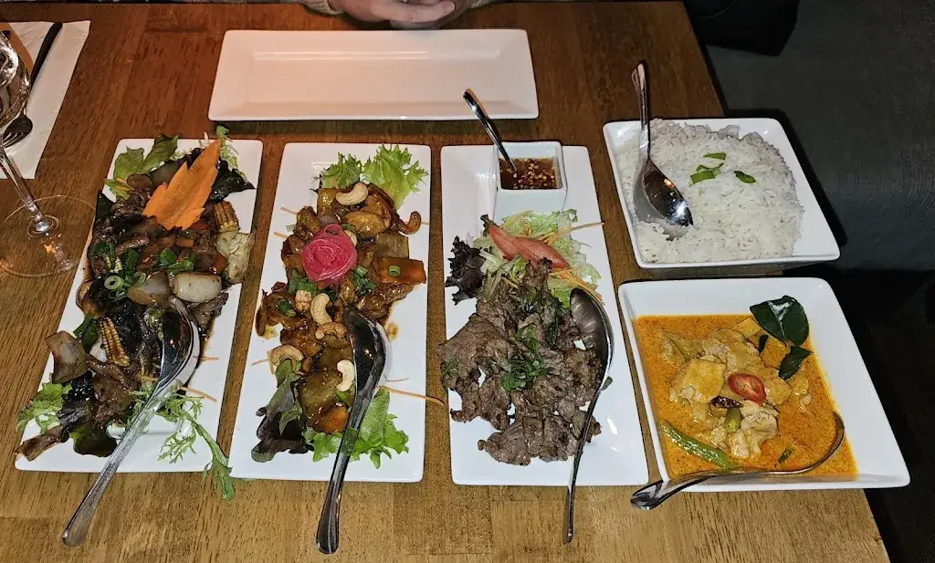 Poysian Thais Restaurant 🇹🇭_Zaltbommel_slider_image_3