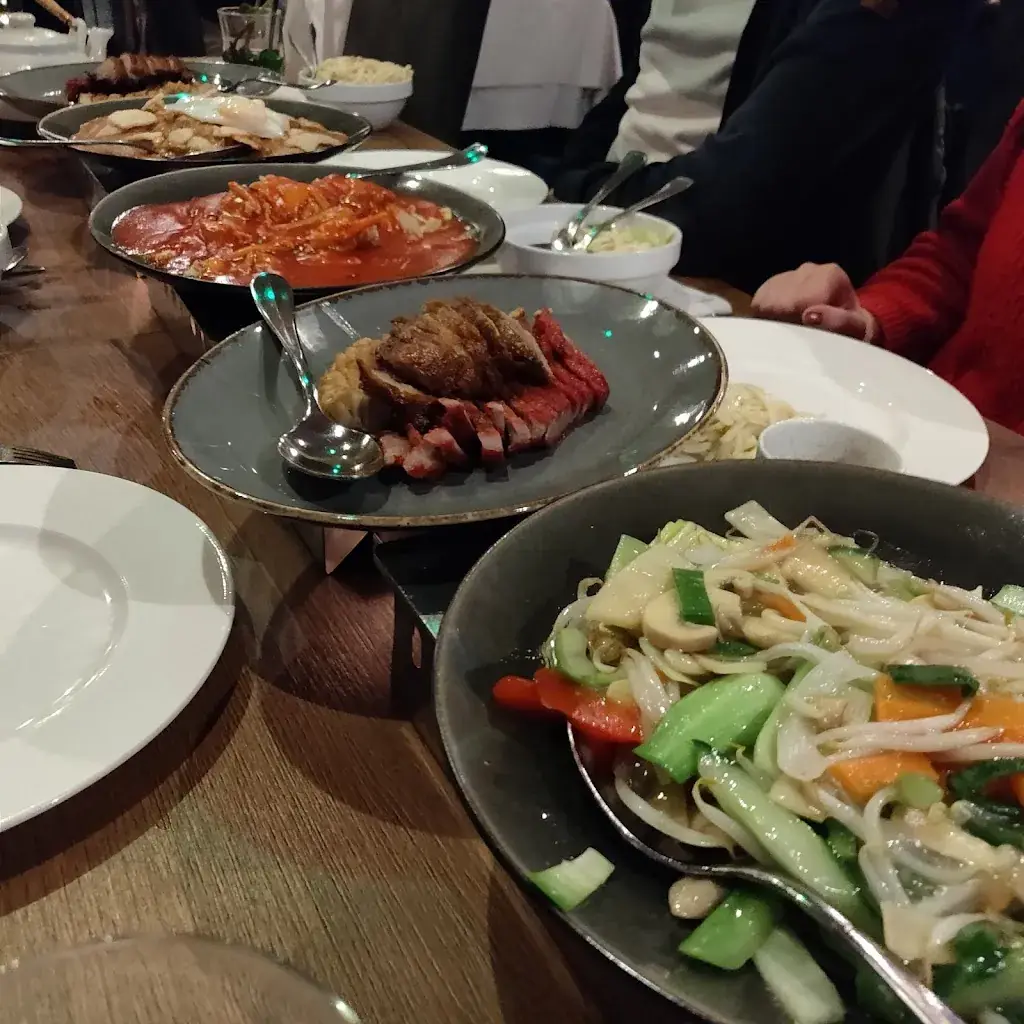 Pum Walters_Chinees Golden Dynasty_Harskamp_avis