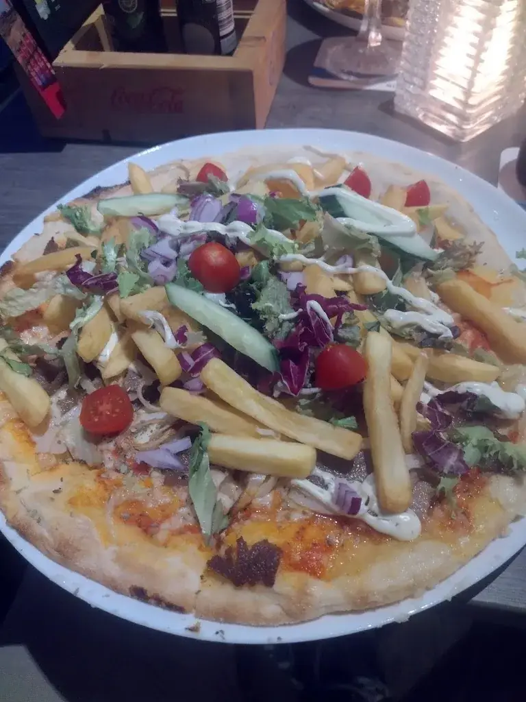 Dimitri_Restaurant Nico's Eten en Drinken Hedel_Hedel_avis