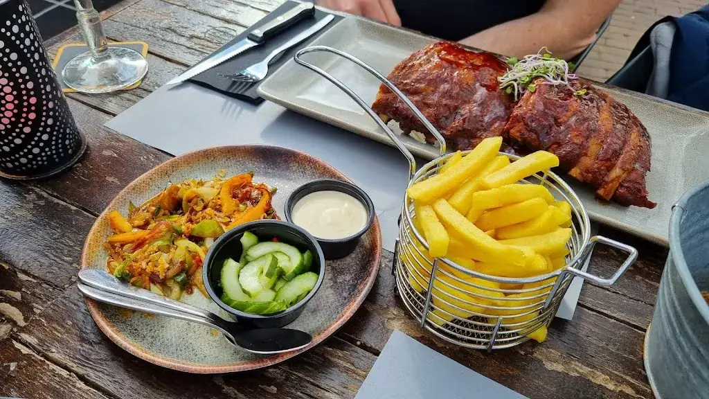 Bar en Grill De Locomotief_Groesbeek_slider_image_3