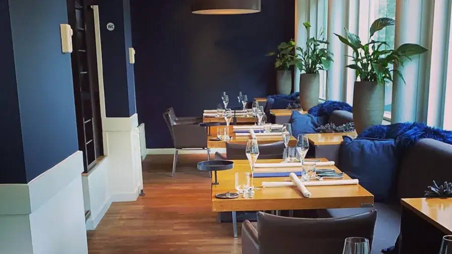 Puur Sanh Restaurant restaurant in Dal