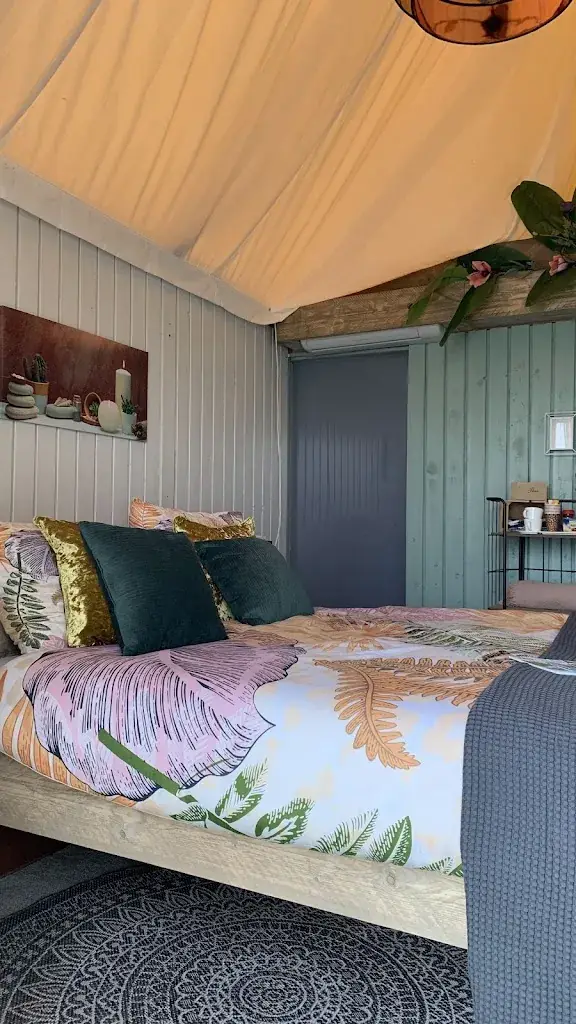 Camping / Jachthaven Heerewaarden_Heerewaarden_slider_image_3