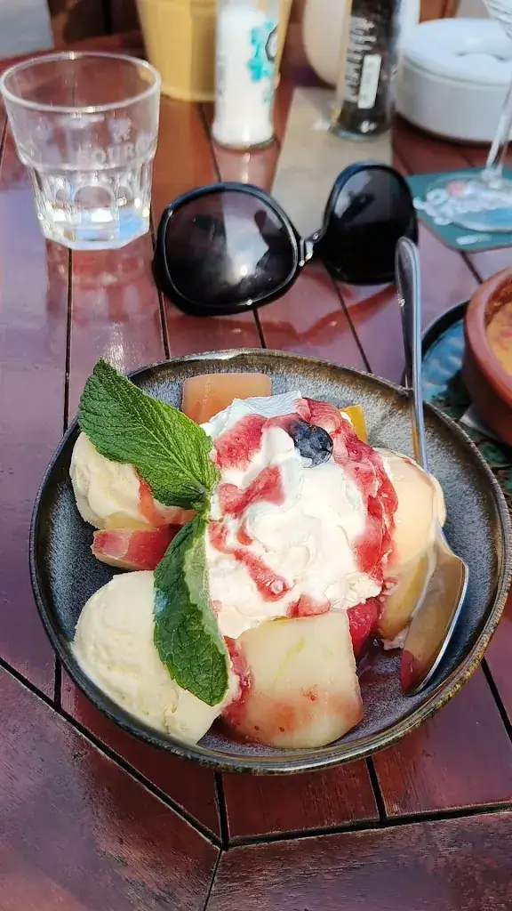 onsiri netisak_Bistro Daandels_Hattem_avis