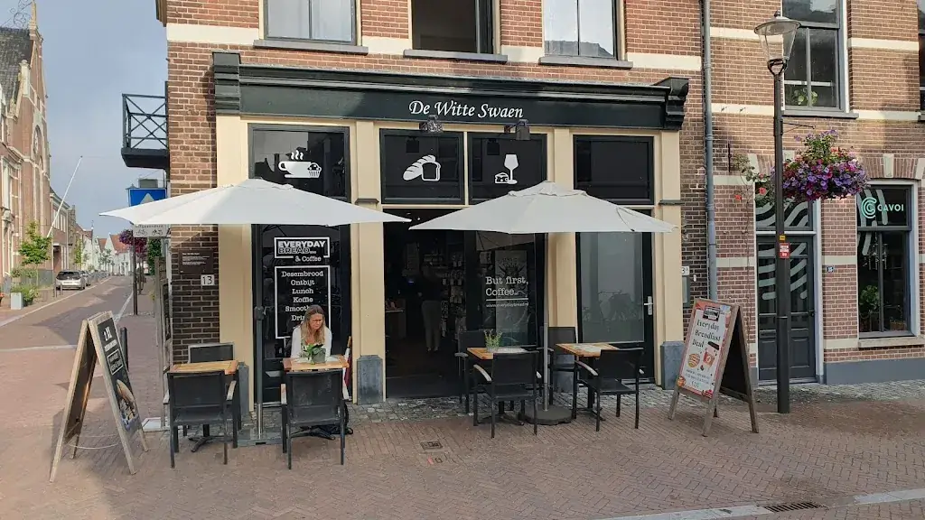Everyday Bread... & Coffee Hattem restaurant in Hattem
