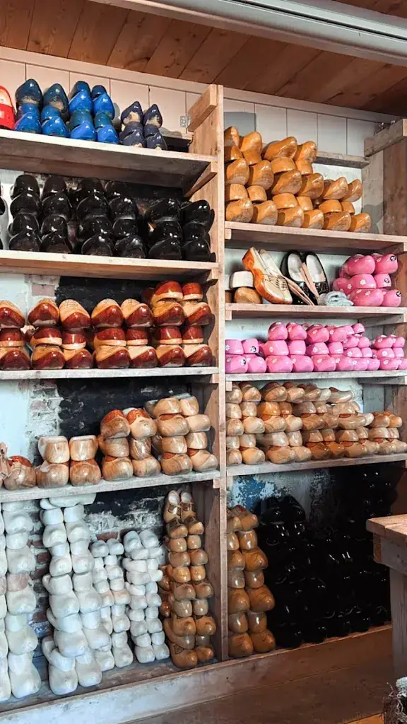 Nagelhout Hattemerbroek | Winkel met klompen, interieur, cadeaus en meer_Hattemerbroek_slider_image_3