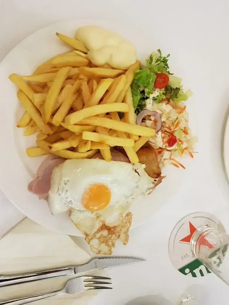 Menu_Snacksalon het Middelpunt_Wezep_immagine_4