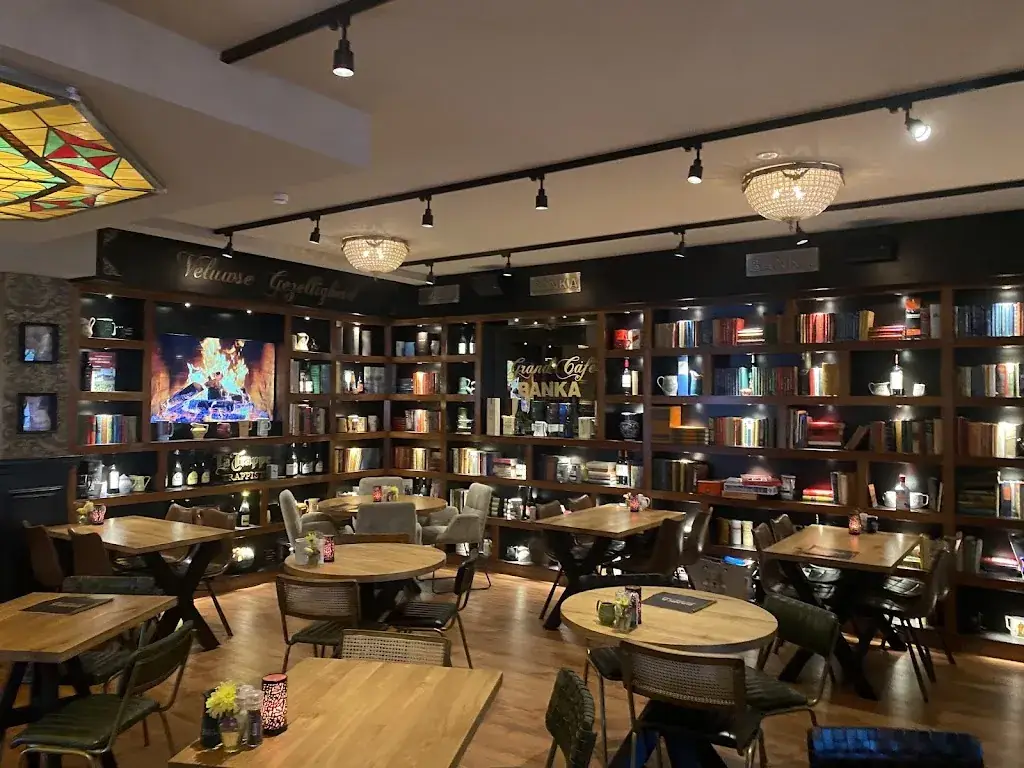 Stephen Anyan_BANKA Heerde_Heerde_recensione