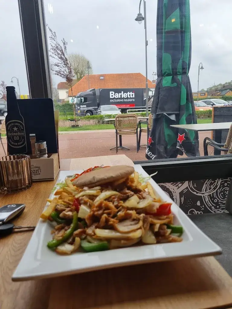 Arjan van Ledden_Al-Volo_Heteren_review